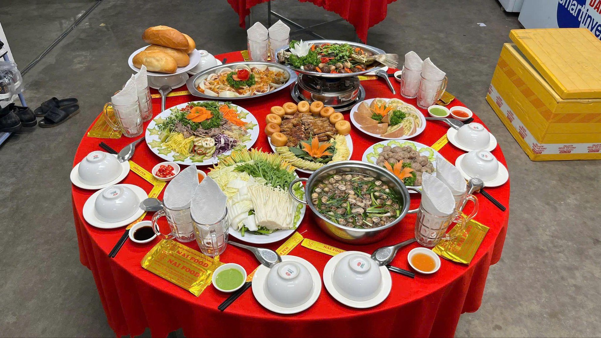 Tổ chức tiệc tại nhà trọn gói: Vì sao nên chọn Naifood?- Ảnh 2.