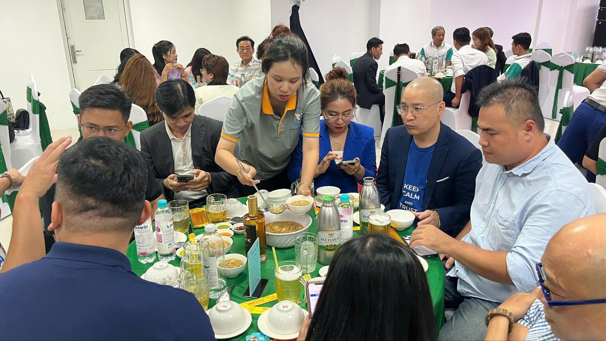 Tổ chức tiệc tại nhà trọn gói: Vì sao nên chọn Naifood?- Ảnh 3.