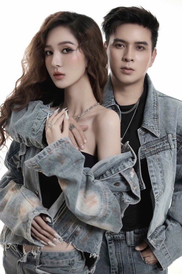 Ảnh cưới của nam ca sĩ Vbiz và vợ kém 17 tuổi: Visual cô dâu "đỉnh nóc kịch trần", xinh hơn Hoa hậu!- Ảnh 10.
