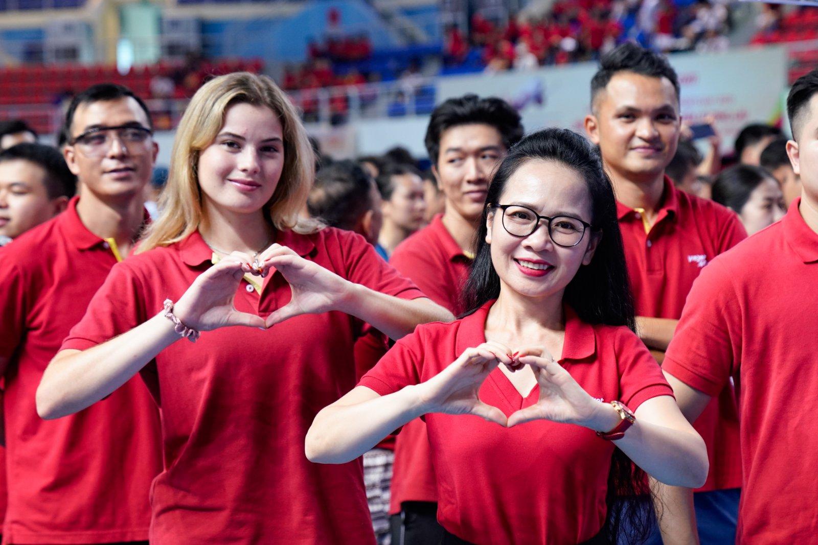 Khoảnh khắc đáng nhớ của các “chiến binh bầu trời” tại Vietjet Sports Day 2025- Ảnh 1. Khoảnh khắc đáng nhớ của các “chiến binh bầu trời” tại Vietjet Sports Day 2025- Ảnh 1.