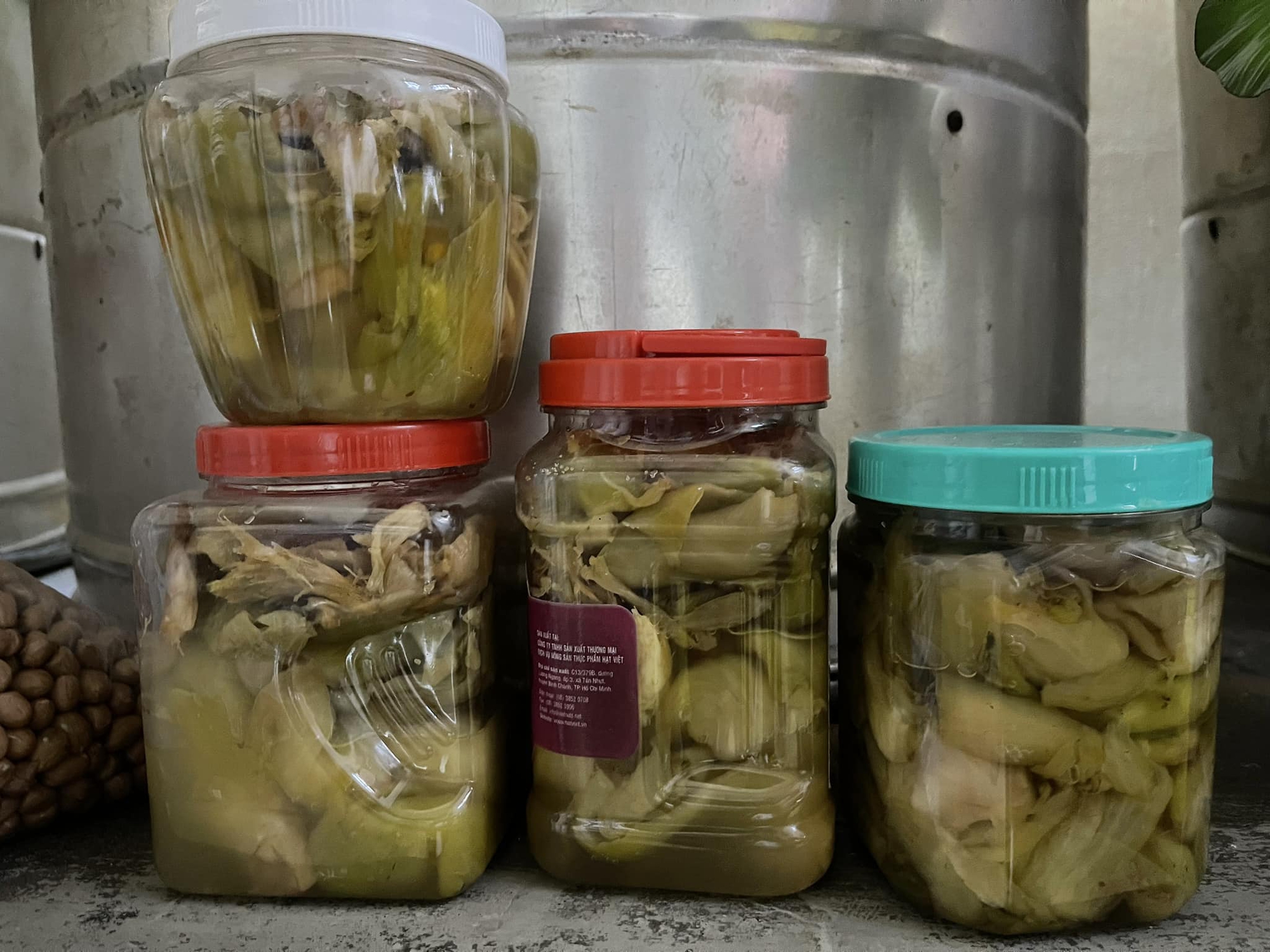 Món ăn gắn với ký ức tuổi thơ nghèo khó nhưng giờ là "đặc sản đính kèm" nổi tiếng ở miền Tây- Ảnh 14.