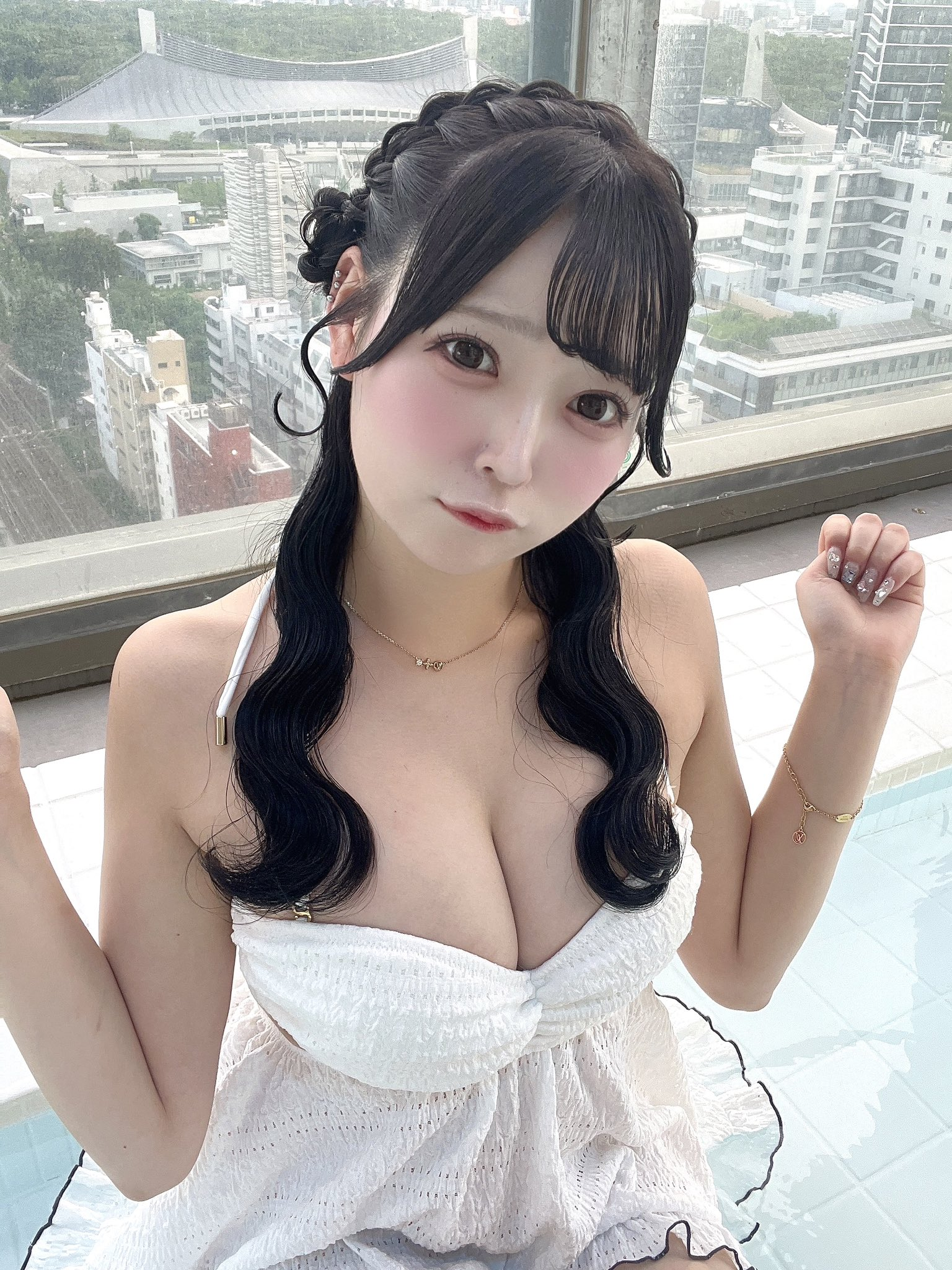 photo-1757921456899