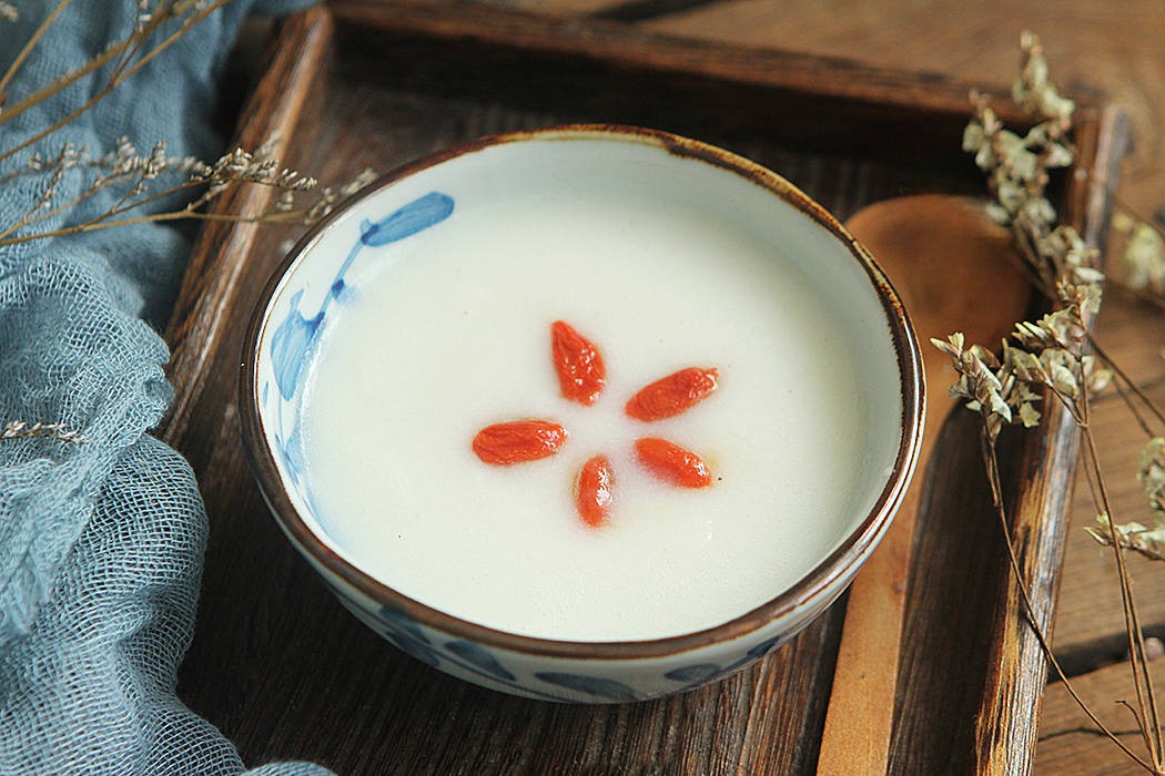 Vào mùa thu, người trung niên càng bận càng phải ăn 6 món này để giữ dạ dày khỏe, ngủ yên giấc!- Ảnh 2.