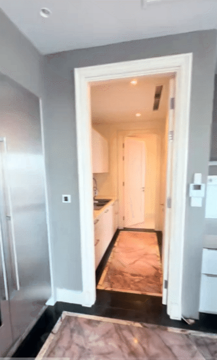 Penthouse 130 tỷ giữa đất vàng Hà Nội: Mọi ngóc ngách trong nhà đều sở hữu view triệu đô khiến ai cũng choáng ngợp- Ảnh 8. Penthouse 130 tỷ giữa đất vàng Hà Nội: Mọi ngóc ngách trong nhà đều sở hữu view triệu đô khiến ai cũng choáng ngợp- Ảnh 8.