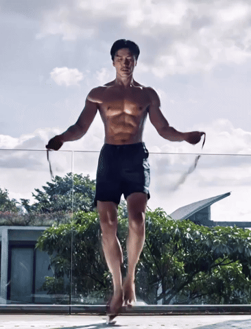 Ông chú U60 là "quái vật phòng gym" với body đẹp như AI, hút 1,5 triệu người theo dõi, từng nổi khắp châu Á- Ảnh 7.