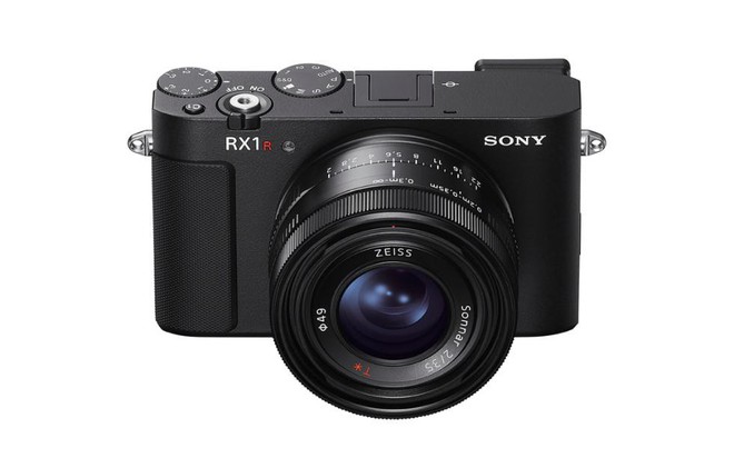 Sony ra mắt máy ảnh compact đỉnh cao RX1R III với cảm biến full-frame 61MP và bộ xử lý AI- Ảnh 1.