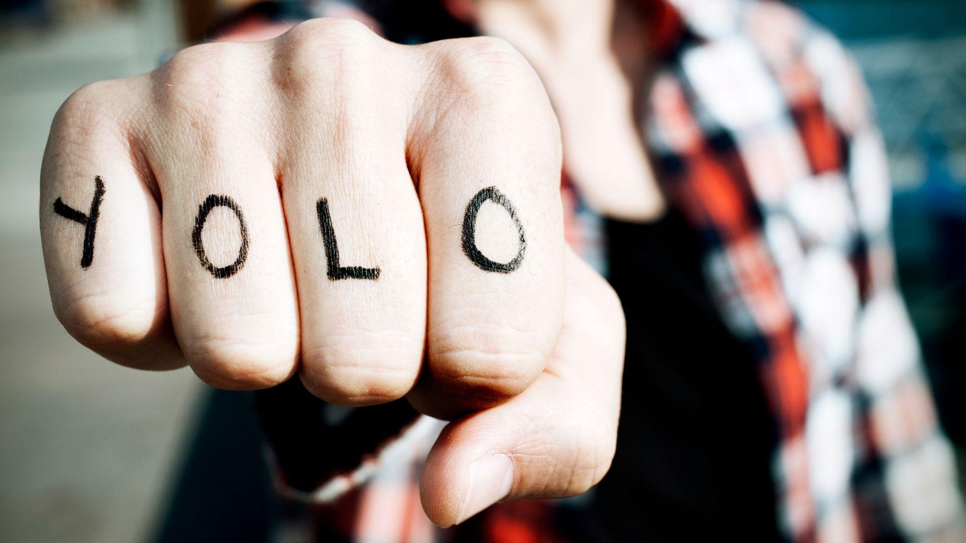 Quan điểm sống YOLO và lời cảnh tỉnh về sức khỏe tài chính- Ảnh 2.