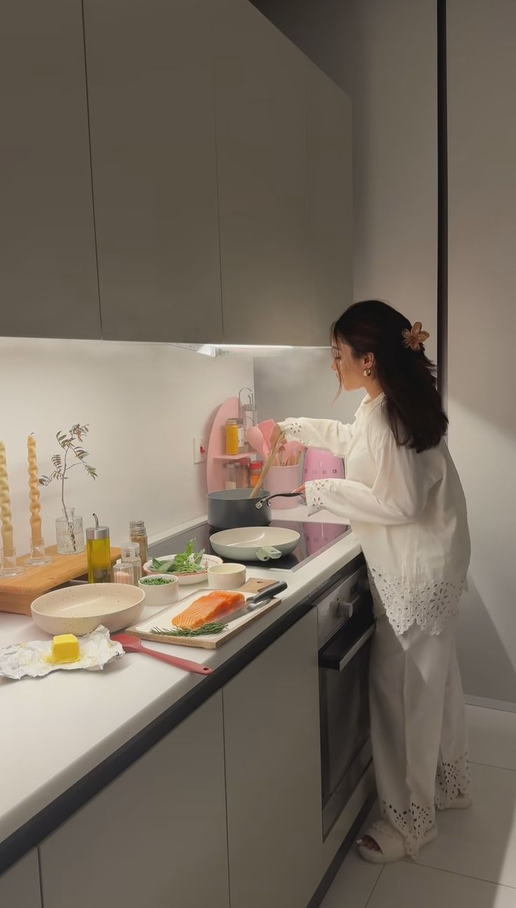 Chỉ thay đổi cách chia tiền chợ, tôi đã tiết kiệm gần 1 triệu mỗi tháng- Ảnh 1.