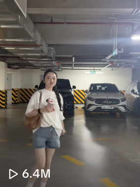 Có một kiểu WAG như Chu Thanh Huyền: Càng thị phi càng hot!- Ảnh 1.