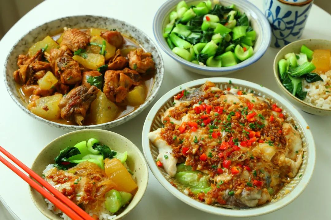 5 ngày liên tiếp, không lặp món: Thực đơn trưa đủ mặn - chay, ngon rẻ mùa hanh khô- Ảnh 4.
