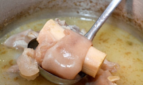Phụ nữ "lão hóa chậm" về cơ bản thích ăn 2 thực phẩm này, những ai ăn cả 2 đều là người trẻ rất lâu- Ảnh 2.