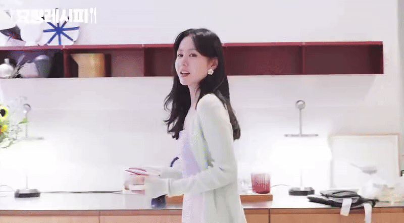 Son Ye Jin đi đâu cũng nhớ về Hyun Bin, gọi 1 tiếng "mình ơi" ngọt xớt gây náo loạn xứ Hàn- Ảnh 2.