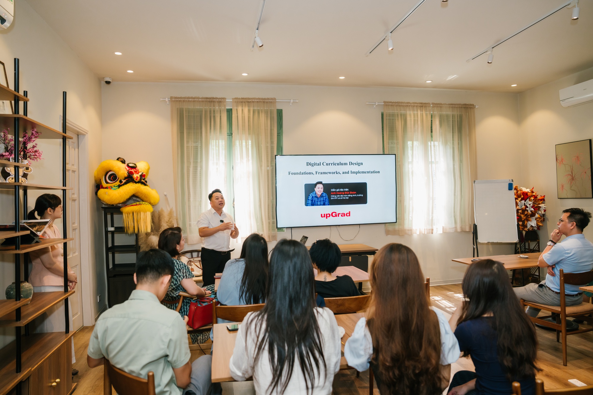 Học trực tuyến tại upGrad: Tri thức đi đôi với trải nghiệm, thực hành và kết nối- Ảnh 3.