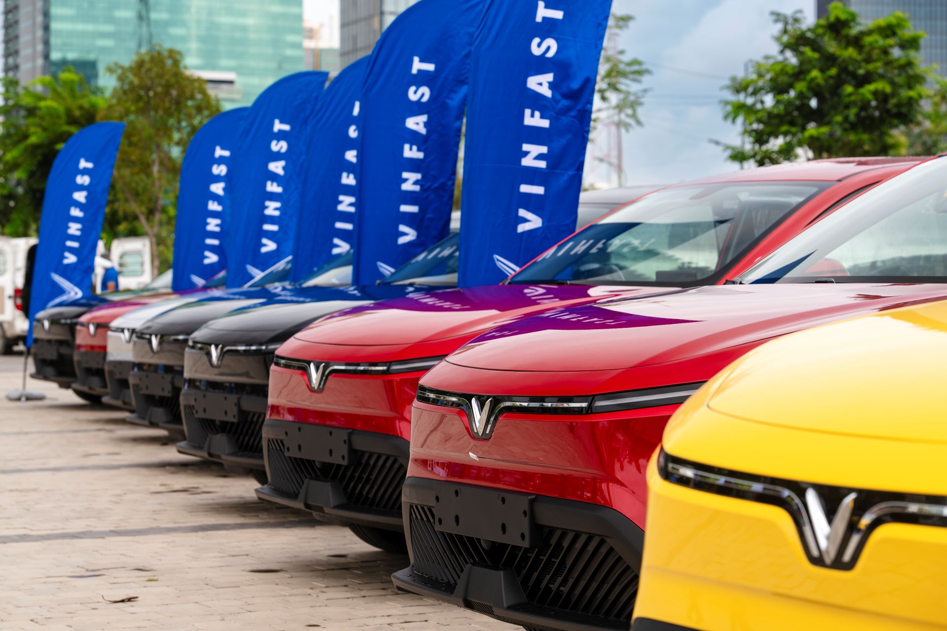 Chủ xe Limo Green: “Đây chính xác là mẫu xe mà dân dịch vụ cần”- Ảnh 6.