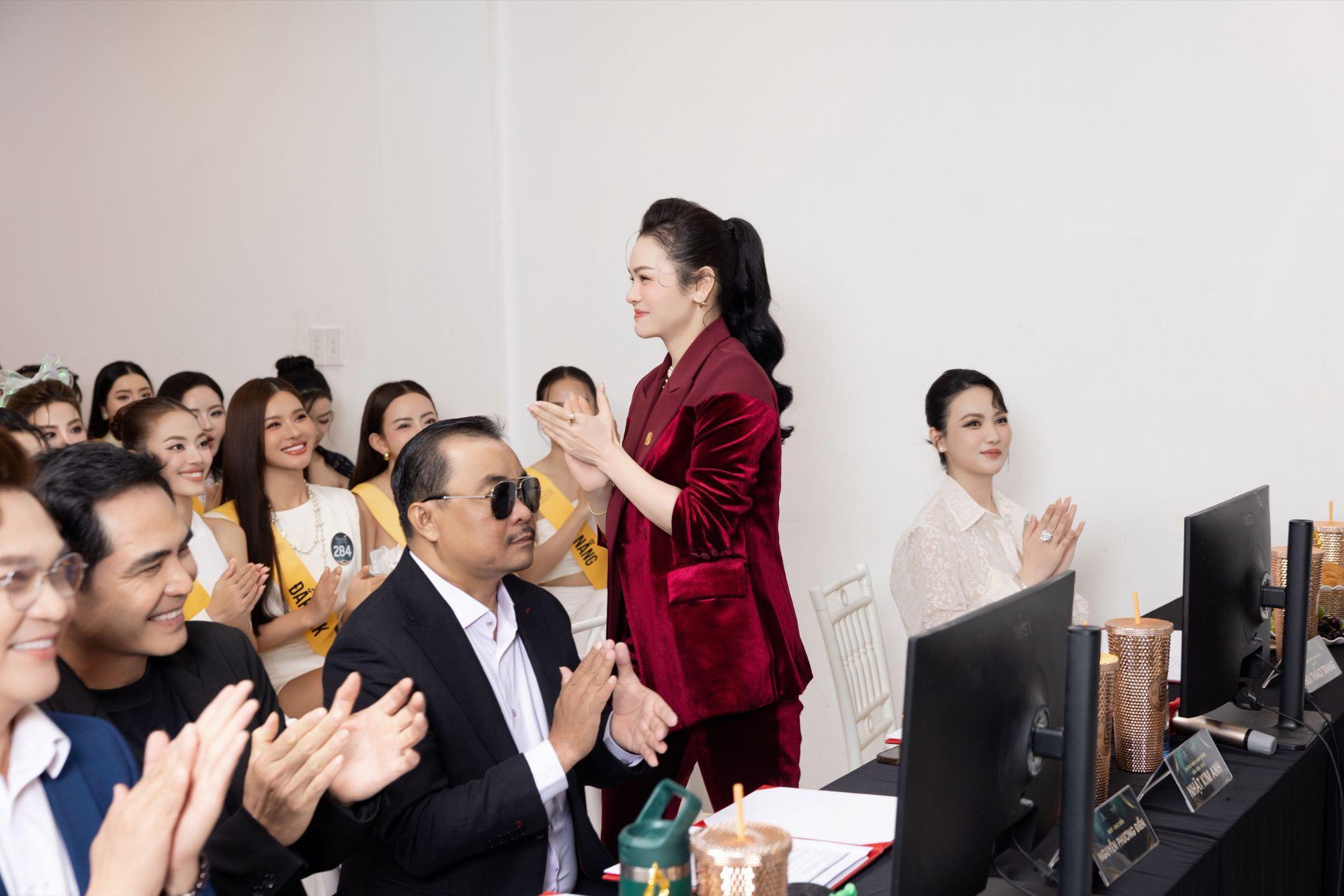 Nhật Kim Anh bất ngờ thử thách Top 35, thí sinh Miss Grand toát mồ hôi vì quá căng- Ảnh 2.