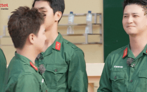 Tập 8 Sao Nhập Ngũ 2025: Duy Khánh - Diệu Nhi "tấu hài" đỡ không nổi, Chi Pu khiến cả dàn cast kinh ngạc!- Ảnh 9.