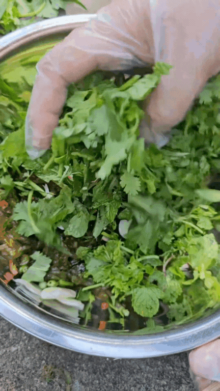 Không phải dê núi và cơm cháy, thứ "mọc từ đá" này mới là món ăn gây thương nhớ nhất Cố đô- Ảnh 20.