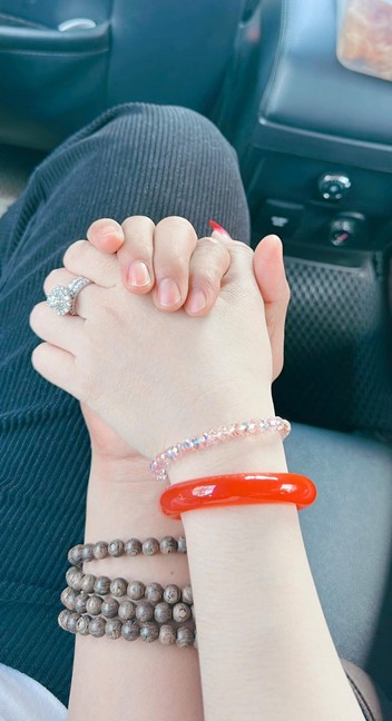 "Hoàng tử" Vbiz vừa công khai có con với vợ Việt kiều đã vội ly hôn, để lộ tình trạng tinh thần bất ổn- Ảnh 4.