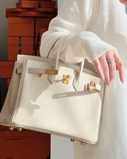 Sự thật về hộp quà Hermès Birkin bạch tạng bị nói “chắc chắn fake” của Hà Môi- Ảnh 14.