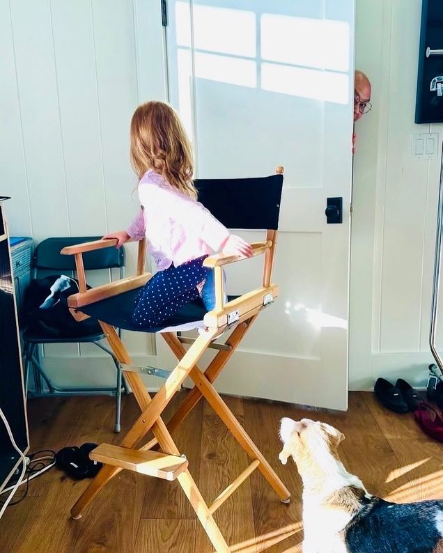 Meghan gây bất ngờ tung ảnh hiếm của Hoàng tử Archie và Công chúa Lilibet trên phim trường show Netflix- Ảnh 2.