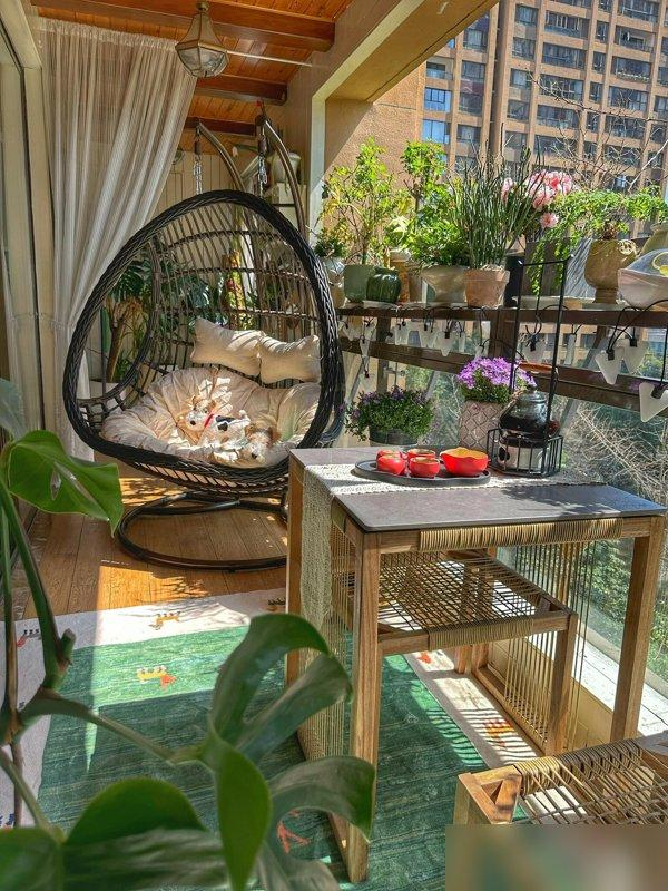 Người phụ nữ trung niên biến ban công nhỏ thành quán trà tuyệt đẹp: Góc thiền giữa phố thị khiến ai cũng mơ ước- Ảnh 4.
