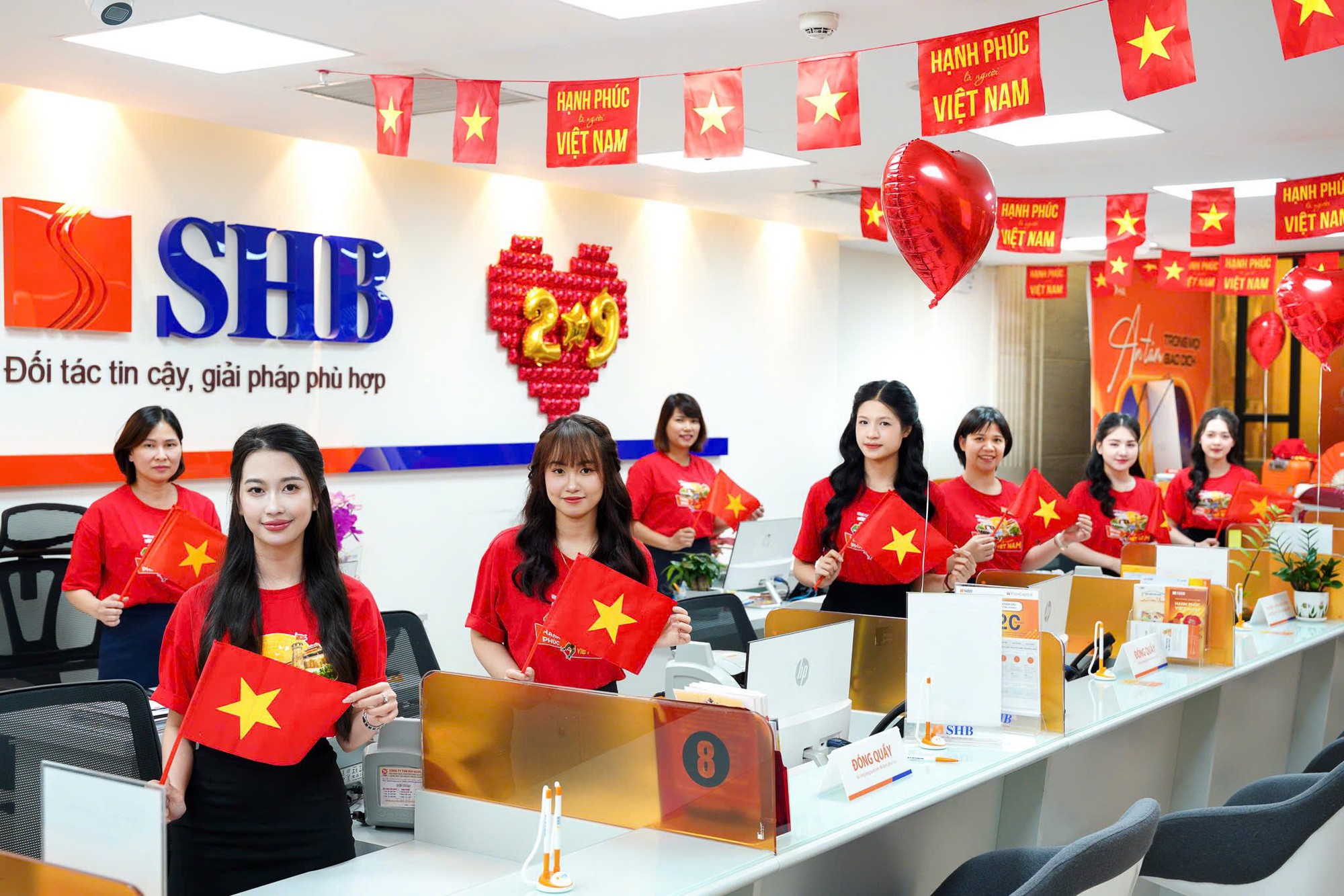 Tiếng hát từ triệu con tim SHB vang vọng trong ngày Quốc khánh- Ảnh 2.
