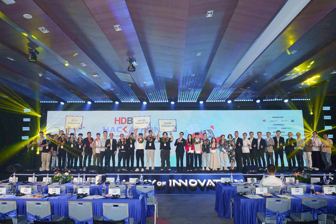 HDBank Hackathon 2025 – Sân chơi bứt phá cho giới trẻ công nghệ- Ảnh 2.