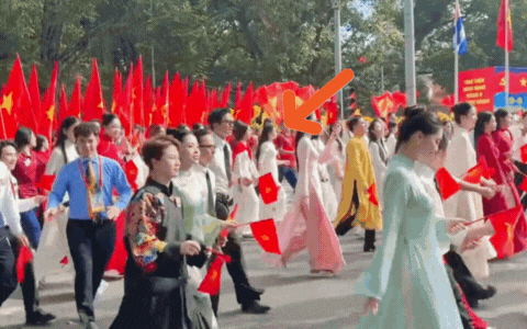 Khối nghệ sĩ bị nhắc nhở ở diễu hành, Cục trưởng Xuân Bắc xử lý nhanh bằng 1 hành động!- Ảnh 1.