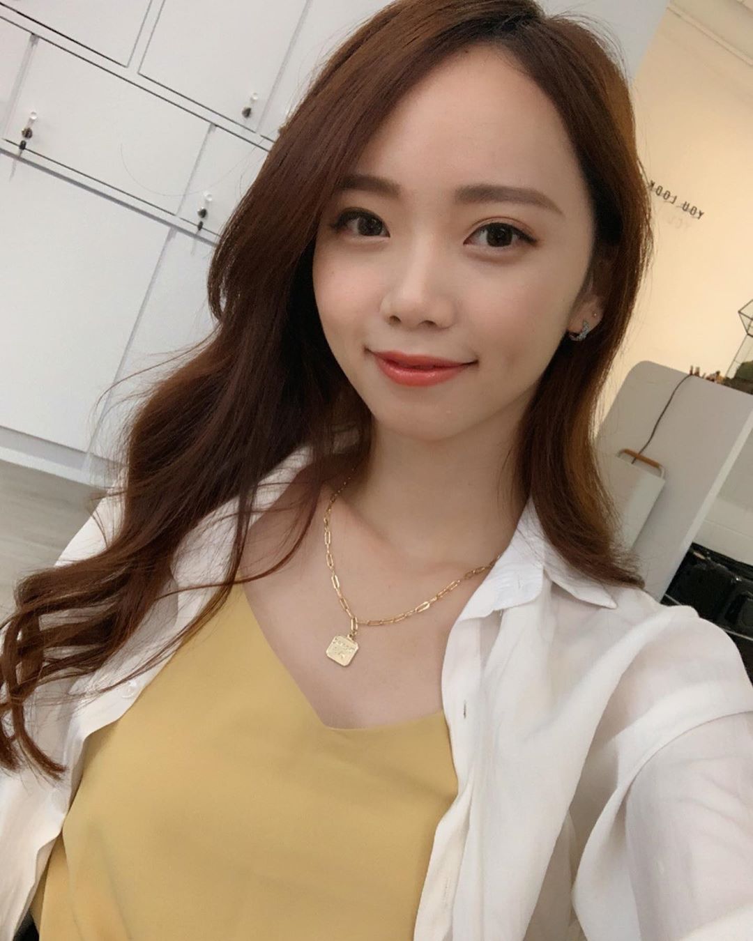 Khoe loạt ảnh bên thú cưng, hot girl gợi cảm khiến cộng đồng mạng chỉ biết ước, đòi "đổi chỗ"- Ảnh 1.