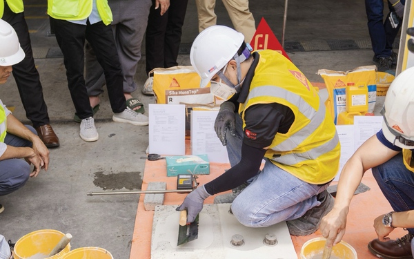 Sika Việt Nam đồng hành cùng các khu công nghiệp trong lộ trình chuyển đổi xanh- Ảnh 1.