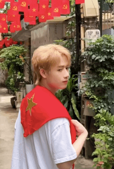 Ca khúc trở thành “lựa chọn quốc dân”: Phương Mỹ Chi, Diệu Nhi đọ visual, trai xinh gái đẹp phủ đỏ MXH- Ảnh 3.