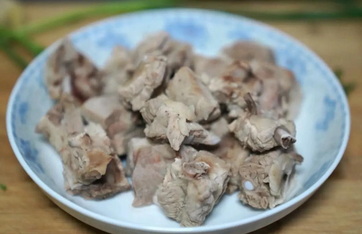 "Khi nào nên cho giấm vào sườn chua ngọt?": Đầu bếp chỉ cách làm đúng để có vị chua ngọt đậm đà, ăn là mê- Ảnh 5. "Khi nào nên cho giấm vào sườn chua ngọt?": Đầu bếp chỉ cách làm đúng để có vị chua ngọt đậm đà, ăn là mê- Ảnh 5.