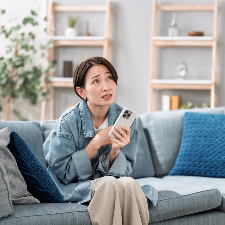Đến tuổi trung niên mới hiểu: Chỉ cần nói “không” với 10 món này, ví tiền sẽ tự nhiên phình to- Ảnh 1.