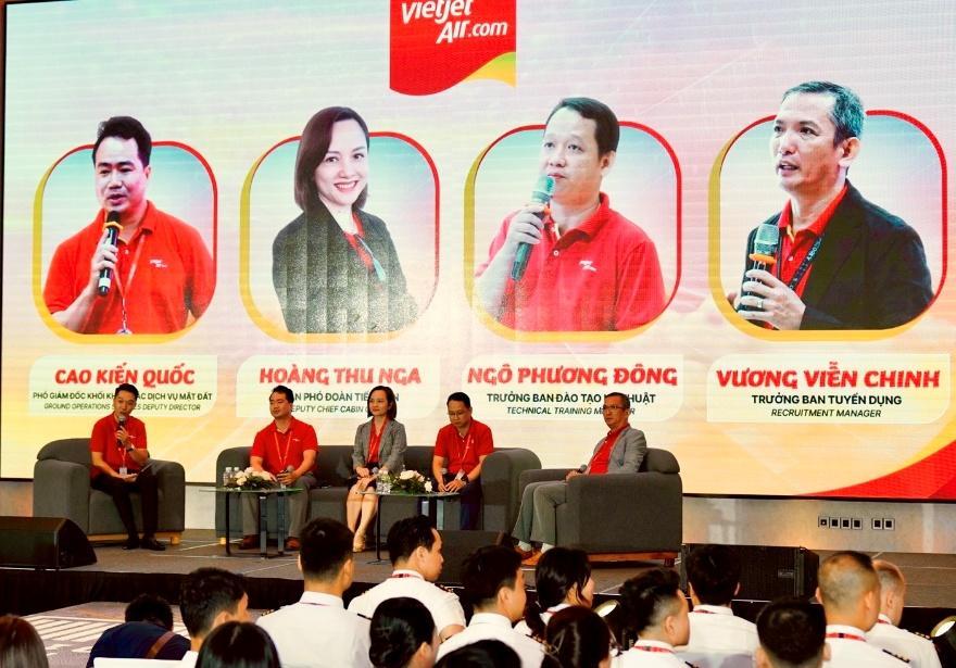 Vietjet chào đón gần 1.000 ứng viên tài năng tại Vietjet Sky Career Day 2025- Ảnh 8.