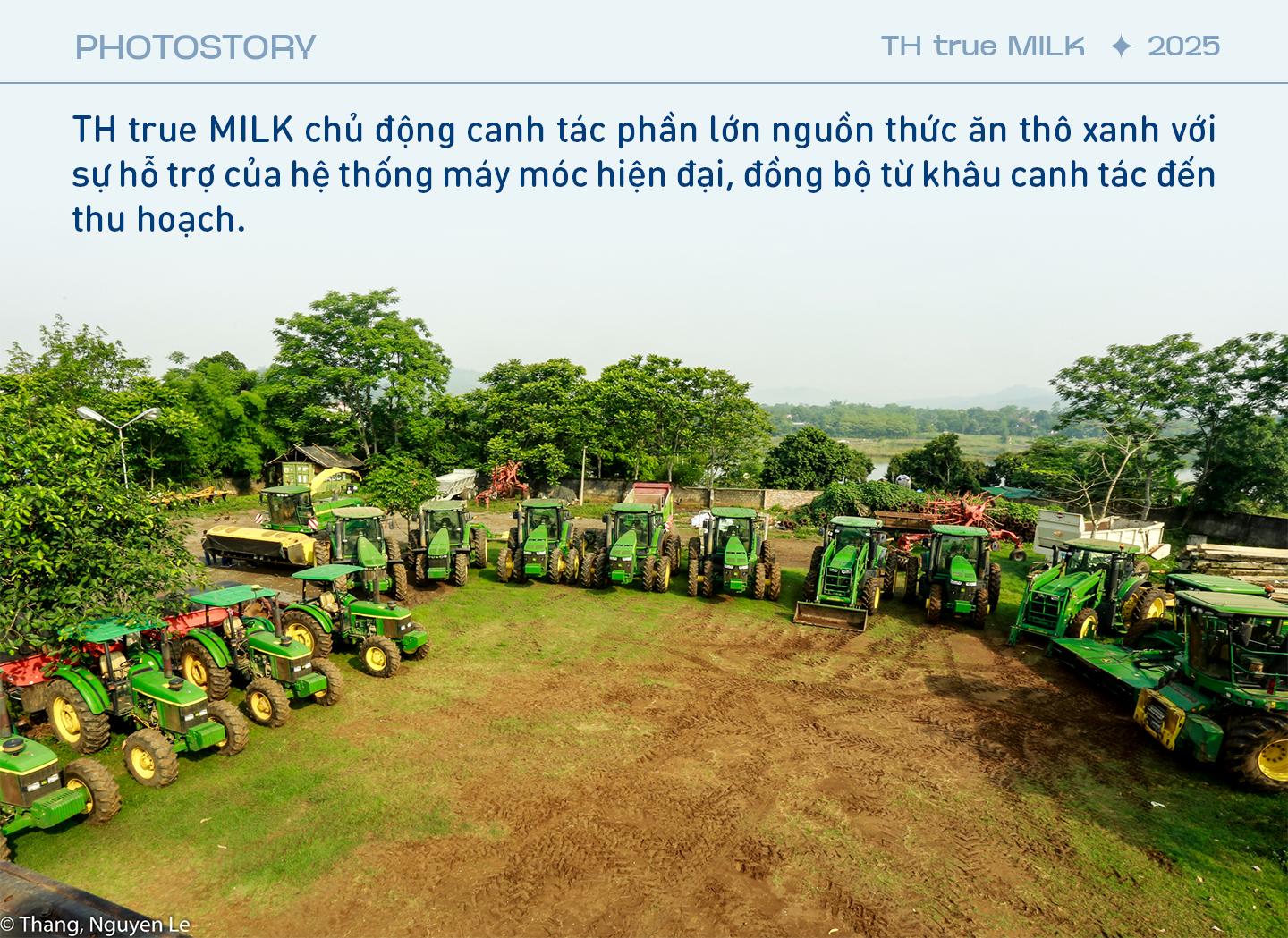 Những cỗ “siêu máy” trên cánh đồng nguyên liệu 8.100 ha của TH true MILK- Ảnh 3.