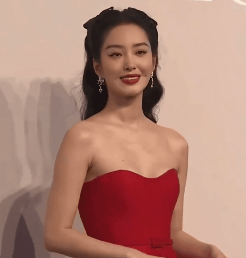 4 bản sao nổi tiếng của Lưu Diệc Phi: Người sinh con không danh phận, kẻ bị ghét nhất nhì showbiz- Ảnh 6.