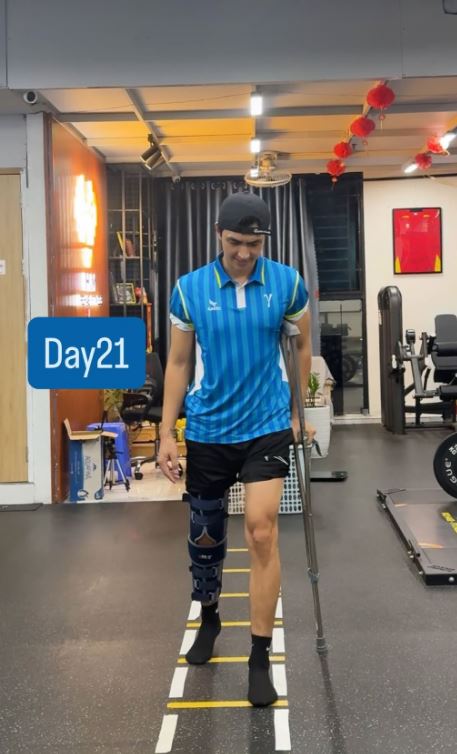Tình cảnh của Bình An sau 3 tuần phẫu thuật chấn thương do đá bóng, thái độ của Phương Nga thế nào?- Ảnh 1.