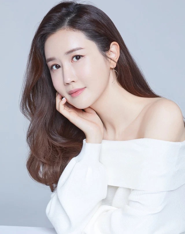 10 nữ thần dao kéo đẹp nhất Hàn Quốc: Park Min Young bét bảng chẳng oan, hạng 1 là tuyệt tác suốt 22 năm- Ảnh 4.