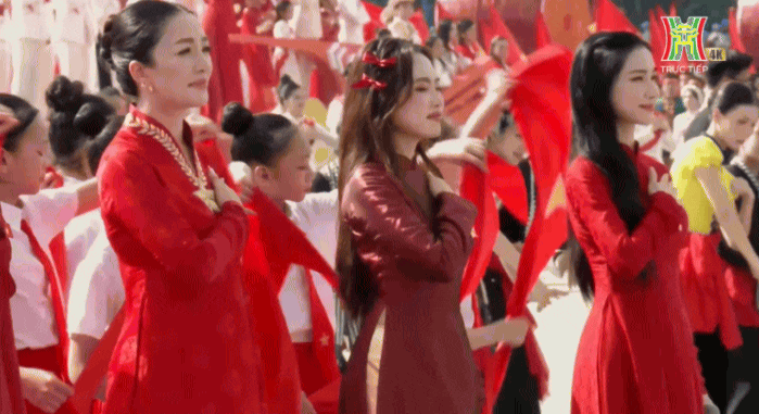 Quán quân thành công nhất Vbiz 2025: Loạt con số biết nói, 2 lần diễn Đại lễ đủ “sĩ cả đời”- Ảnh 3.