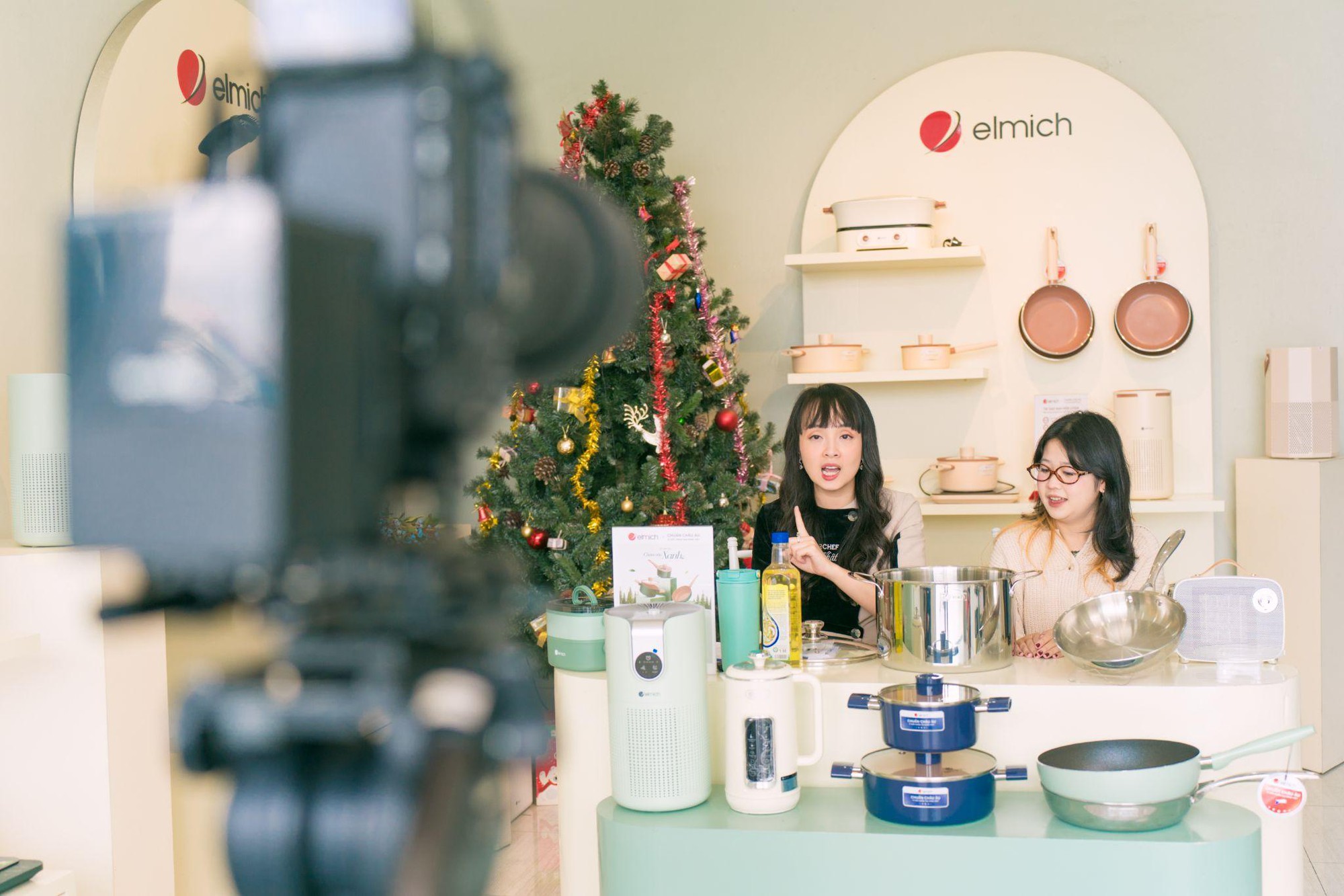 Gần 30 KOL “mục sở thị” nhà máy gia dụng Elmich, khám phá dây chuyền hiện đại hàng đầu Đông Nam Á- Ảnh 4.