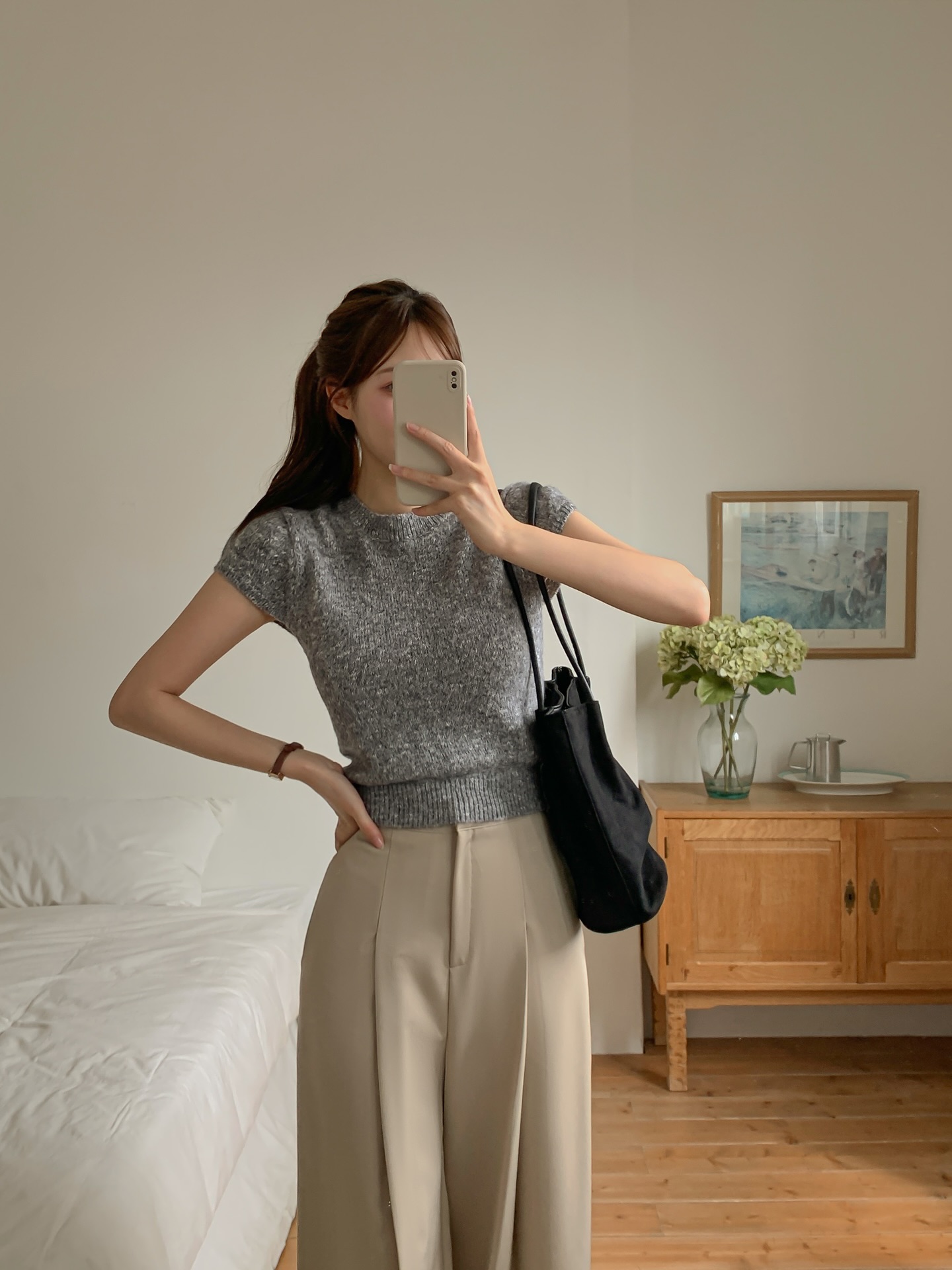 Áo len chọn 5 gam màu này là sang trọng và tôn da nhất- Ảnh 6.