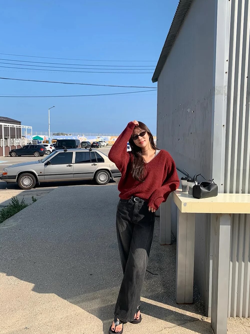 Áo len và quần ống rộng: Cặp bài trùng hoàn hảo có 5 cách mix nhân đôi sự trẻ trung- Ảnh 3.