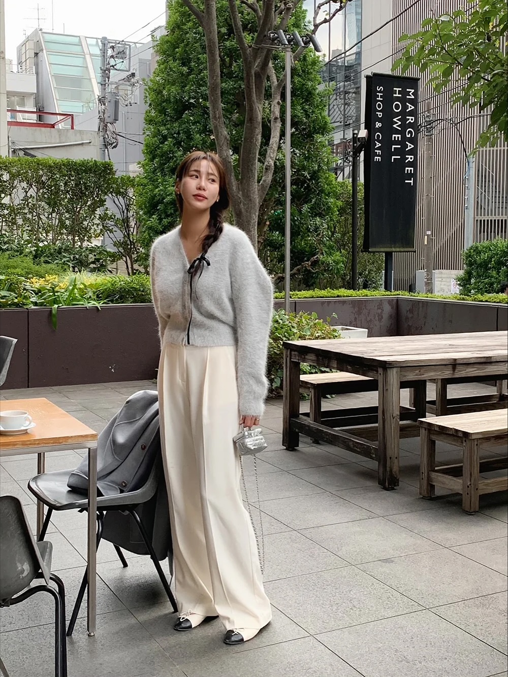 Áo len và quần ống rộng: Cặp bài trùng hoàn hảo có 5 cách mix nhân đôi sự trẻ trung- Ảnh 7.