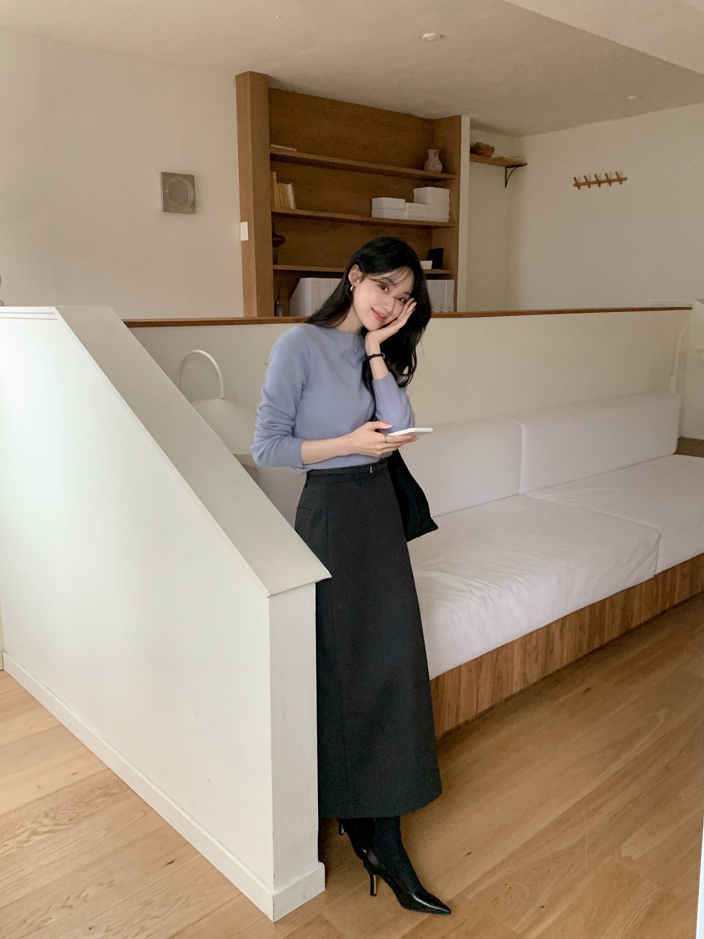 Áo len chọn 5 gam màu này là sang trọng và tôn da nhất- Ảnh 8.