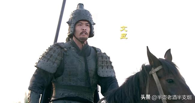 Ngoại lệ hiếm của Quan Vũ: Dễ dàng chém chết Nhan Lương, Văn Xú nhưng bị vị tướng này cầm chân trăm hiệp- Ảnh 3.