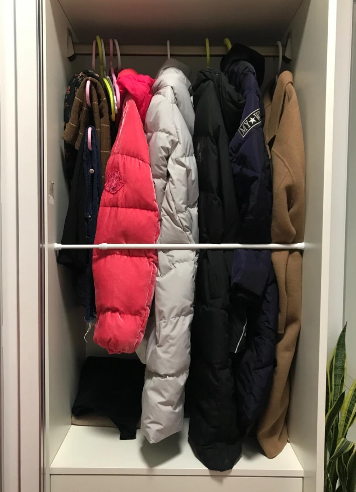 Một thanh treo co giãn, hơn 20 cách dùng: Món đồ rẻ nhất nhưng "lời" nhất tôi từng mua- Ảnh 2.