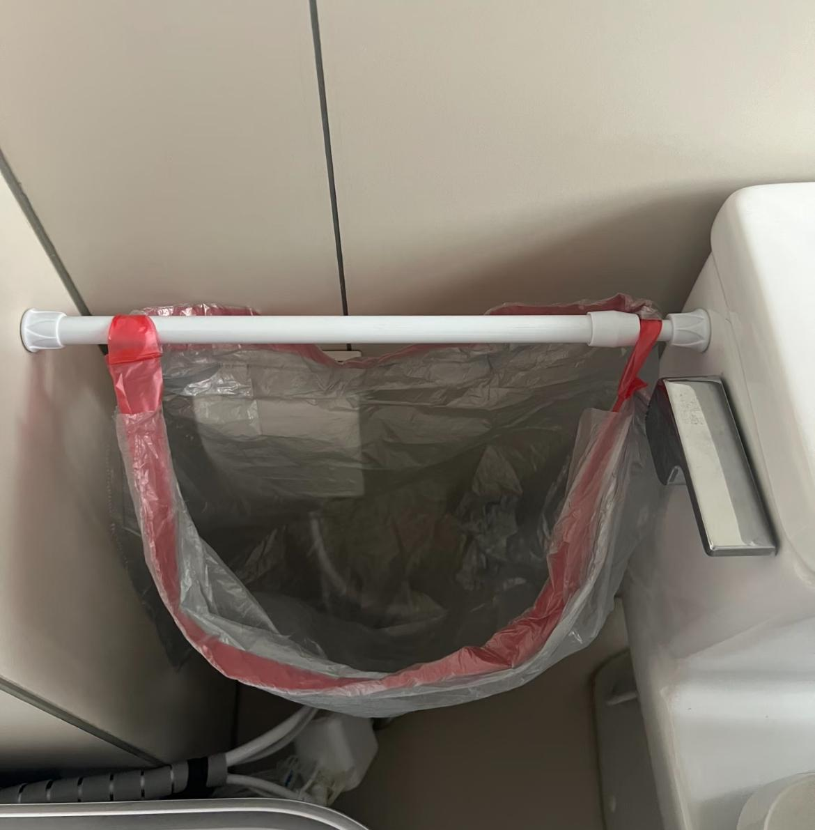 Một thanh treo co giãn, hơn 20 cách dùng: Món đồ rẻ nhất nhưng "lời" nhất tôi từng mua- Ảnh 17.