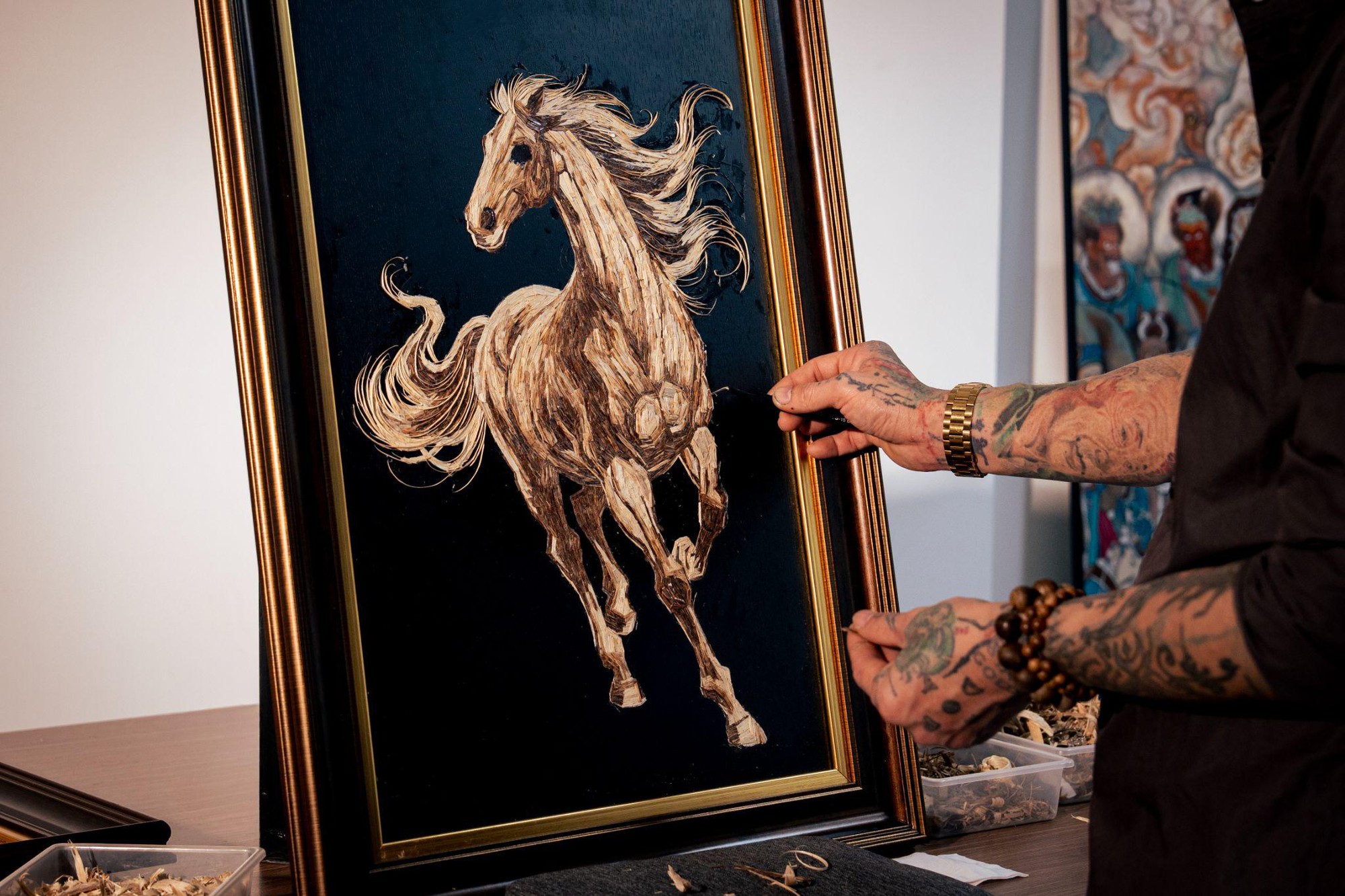 Thiên Mộc Hương lần đầu tiên ra mắt tranh trầm hương đắp nổi Mosaic- Ảnh 3.