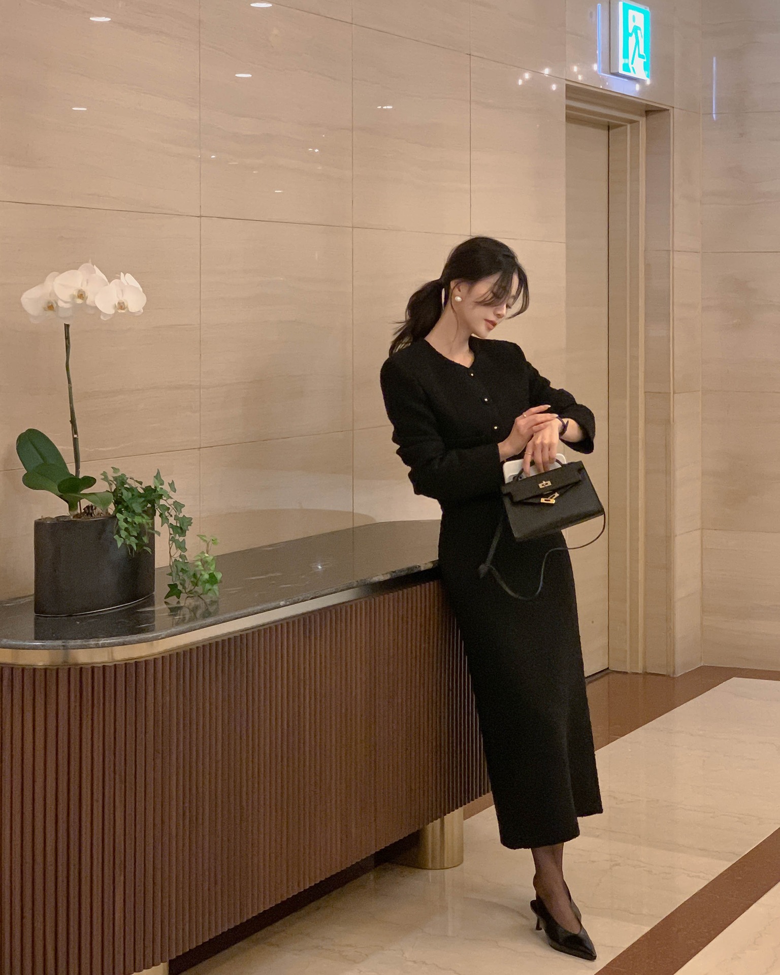 4 siêu bí kíp mặc chân váy dài tôn dáng cho người cao dưới 1m60- Ảnh 2.