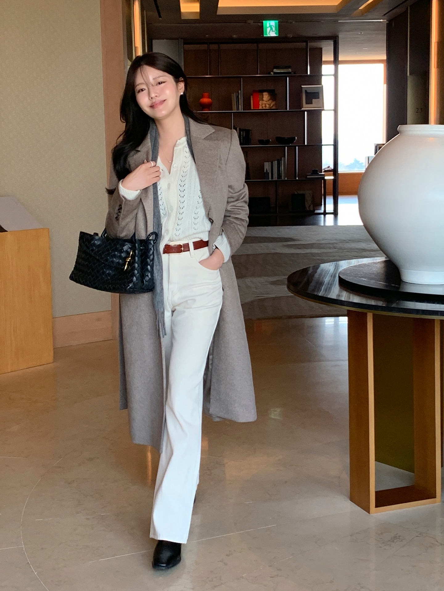 4 xu hướng quần jeans sẽ hot suốt năm 2026, không biết hết là khó mặc đẹp- Ảnh 1. 4 xu hướng quần jeans sẽ hot suốt năm 2026, không biết hết là khó mặc đẹp- Ảnh 1.